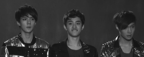 tumblr_(세명의전혀다른표정).gif