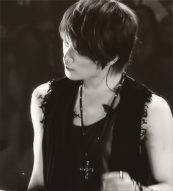 tumblr_mp189iwYXF1rawm2lo3_250.gif