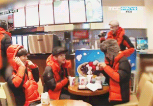 KFJLGKSJIHEW.gif