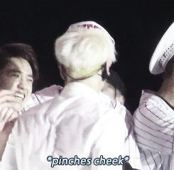 tumblr_myt4n4H14K1rv4ik7o1_r1_250.gif
