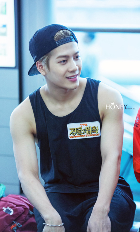 Tired? Or because he didn't get makeup? GOT7 Jackson's ...
