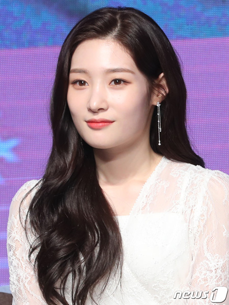 [Photo] Jung Chae-yeon of DIA, ICON of the first love